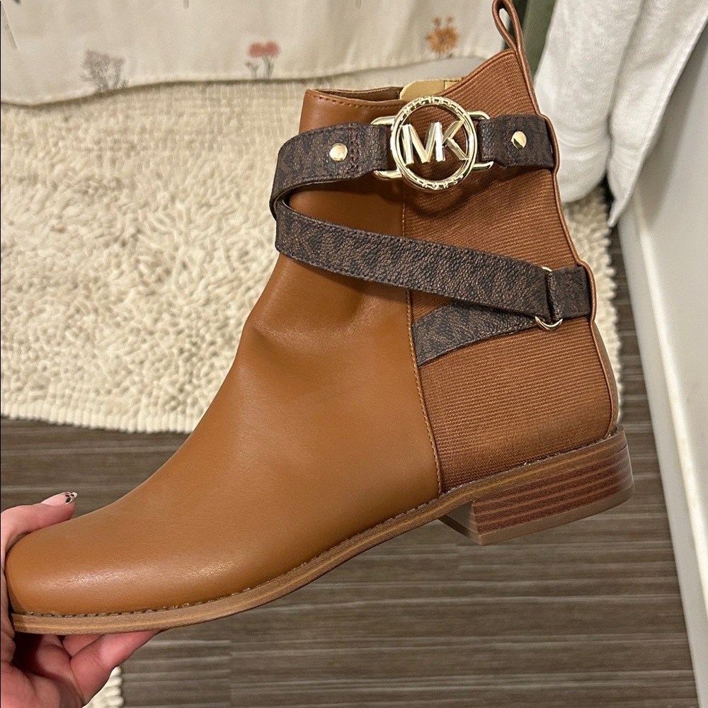 Michael Kors Tan and Brown Ankle Boots with Gold Accent
